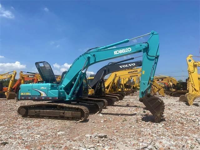 Kobelco SK210 Pelle sur chenilles