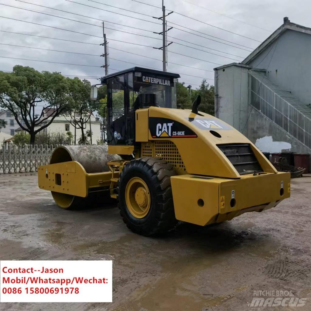 CAT CS 683 E Compacteur de sol