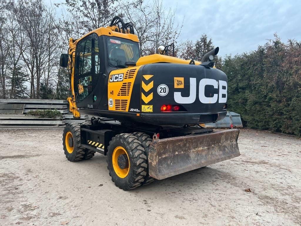 JCB JS 145 W+ TT4i Pelle sur pneus