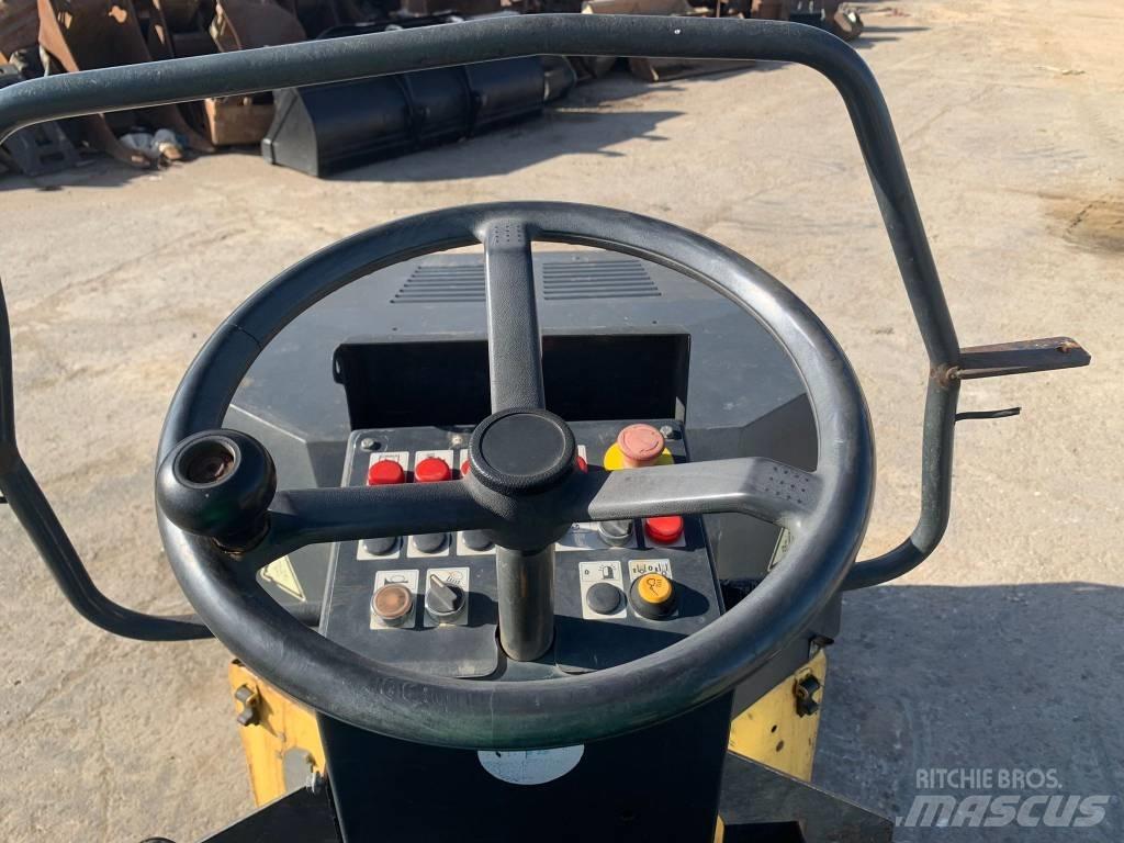 Bomag BW 120 AD-3 Rouleaux tandem
