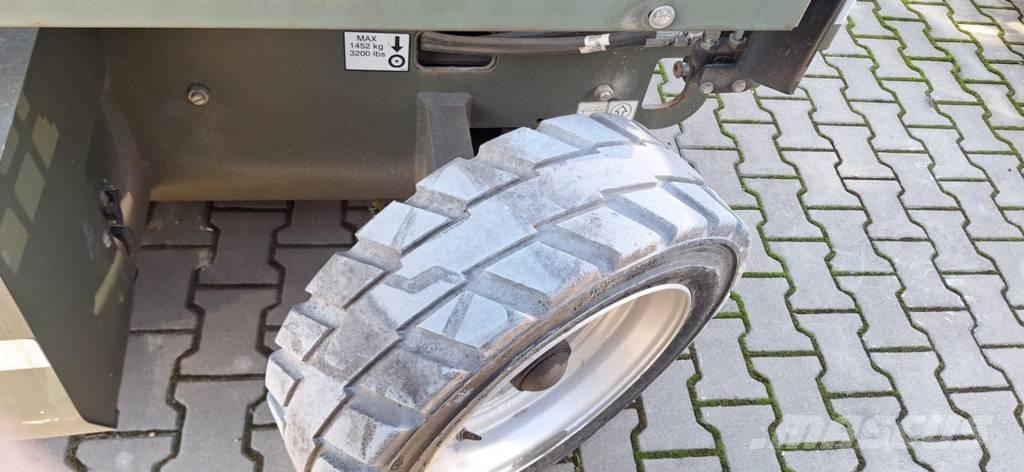 JLG M 3369 Nacelle ciseaux