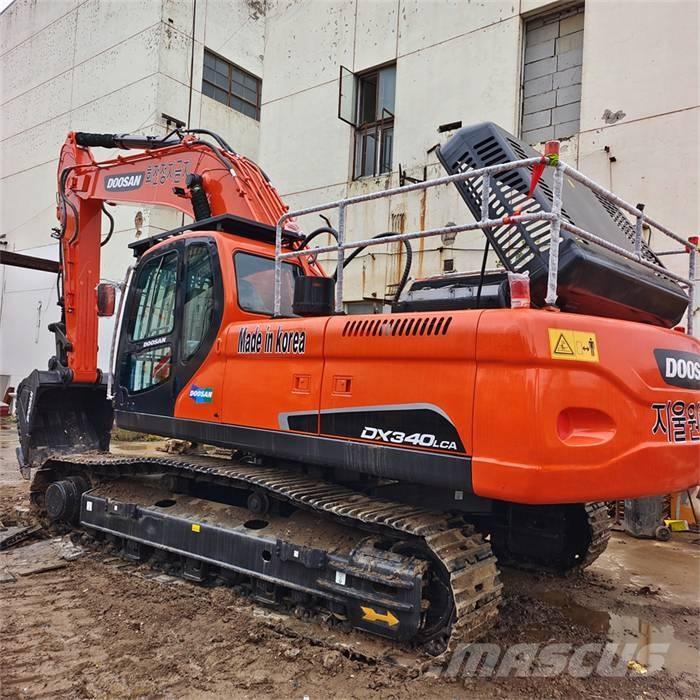 Doosan DX 340 LC Pelle sur chenilles