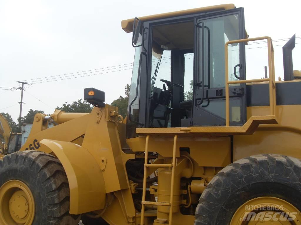 CAT 966G Chargeuse sur pneus