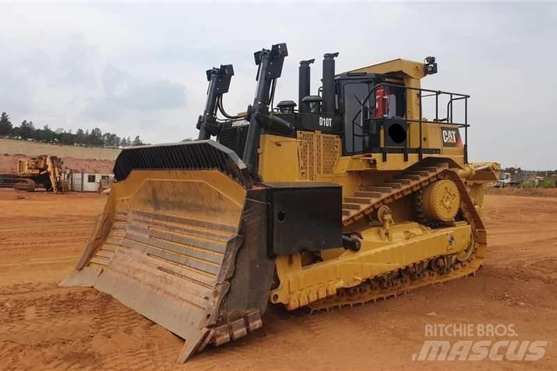 CAT  D10T Bouteurs sur chenilles
