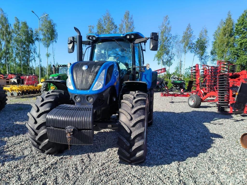 New Holland T 7.230 Tracteur