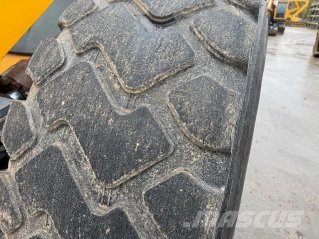 Liebherr L 538 Chargeuse sur pneus