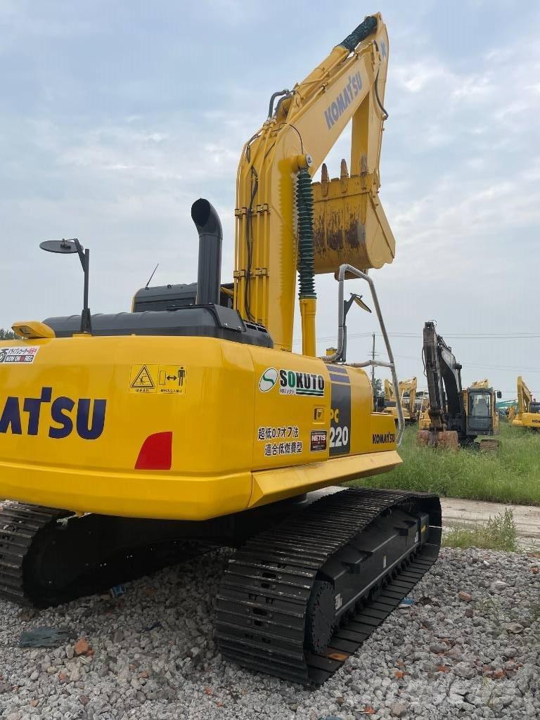 Komatsu PC 220 Pelle sur chenilles