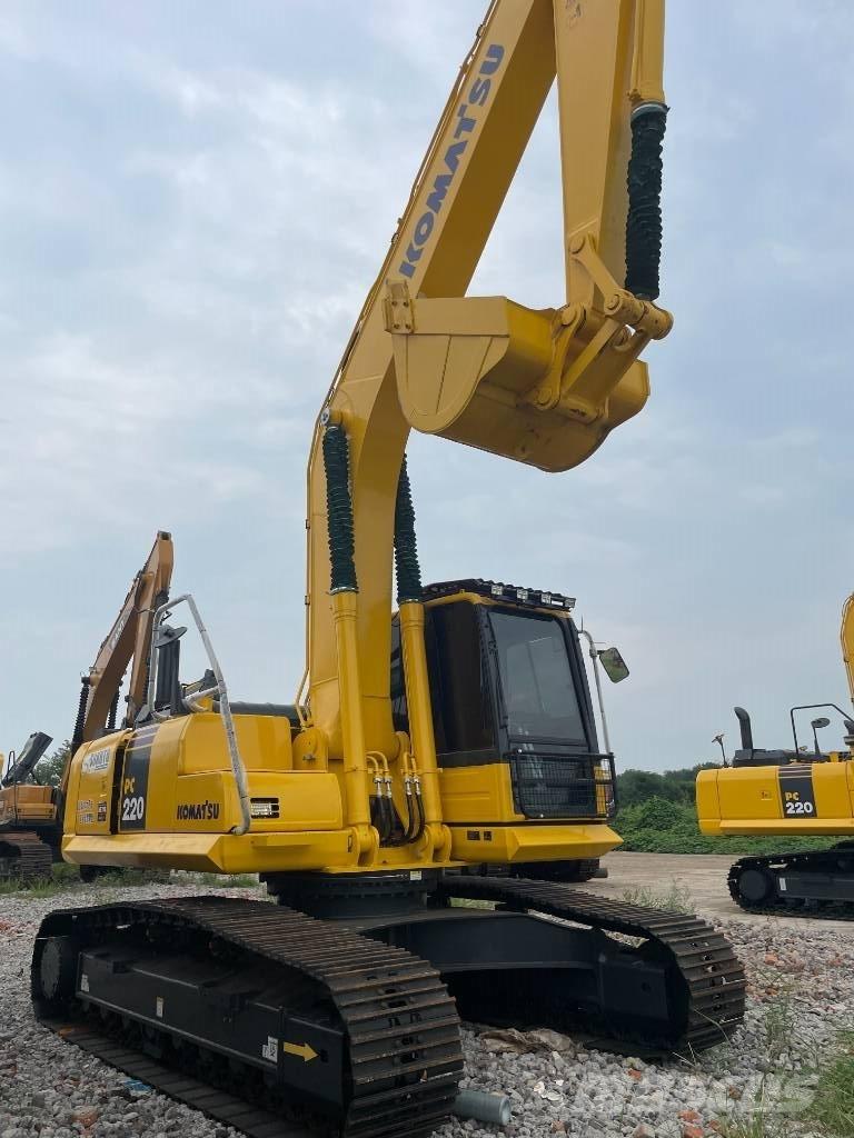 Komatsu PC 220 Pelle sur chenilles