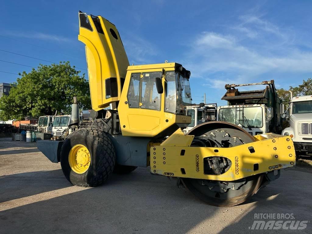 Bomag BW 219 D H-4 Rouleaux monocylindre