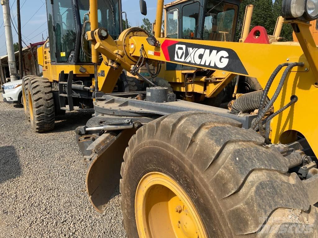XCMG GR2153 Niveleuse