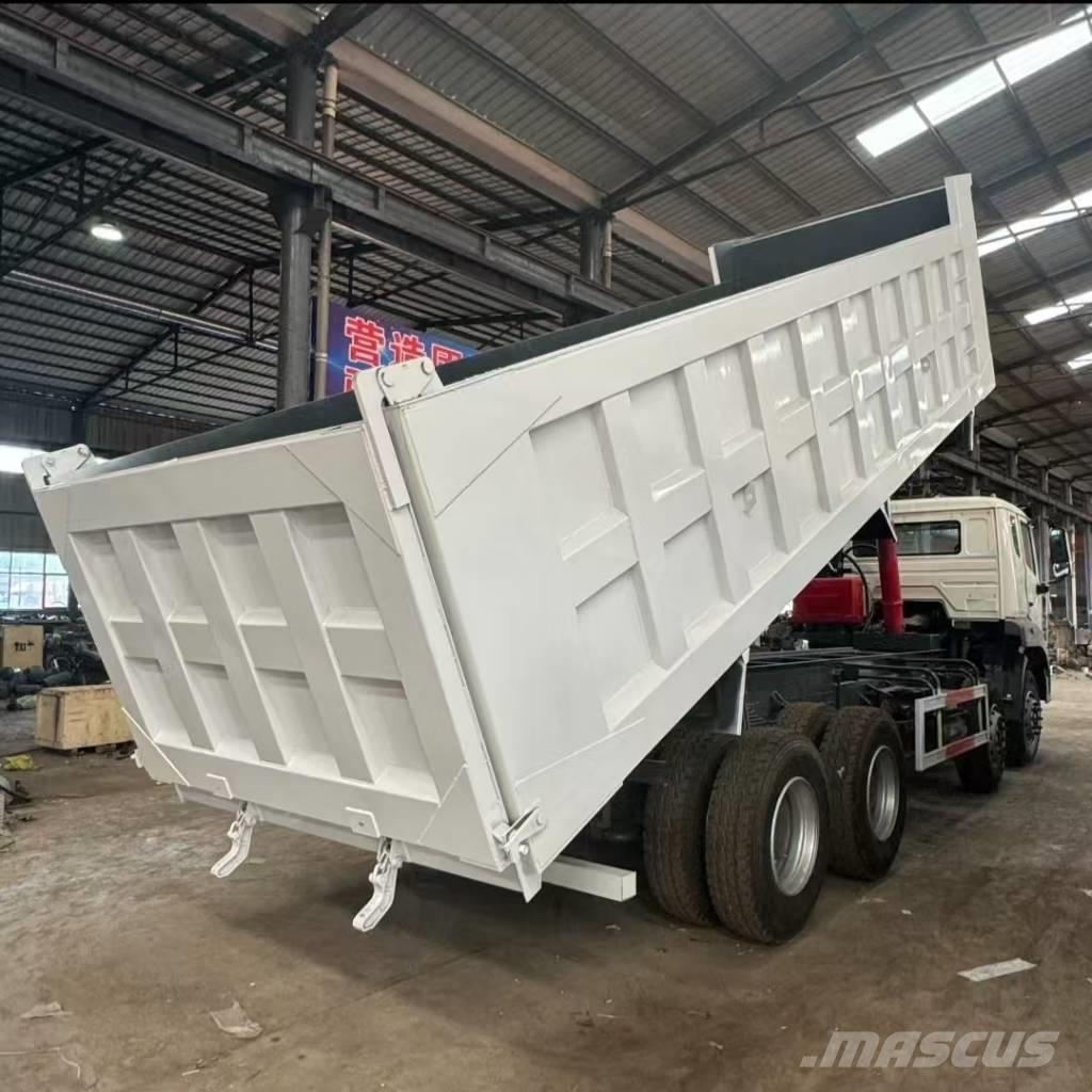 Howo 371 8x4 Camion benne