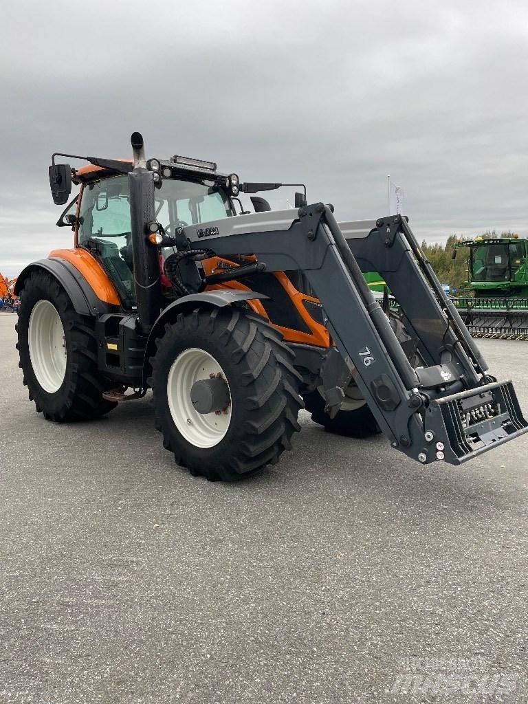 Valtra T 174 Tracteur