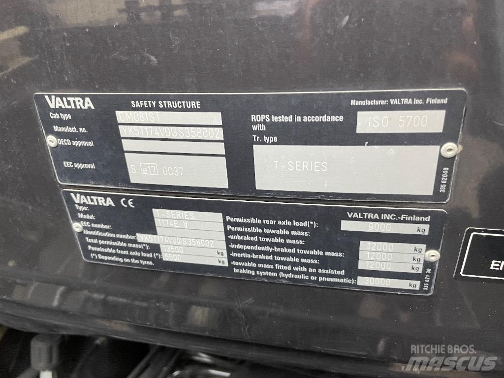 Valtra T 174 Tracteur