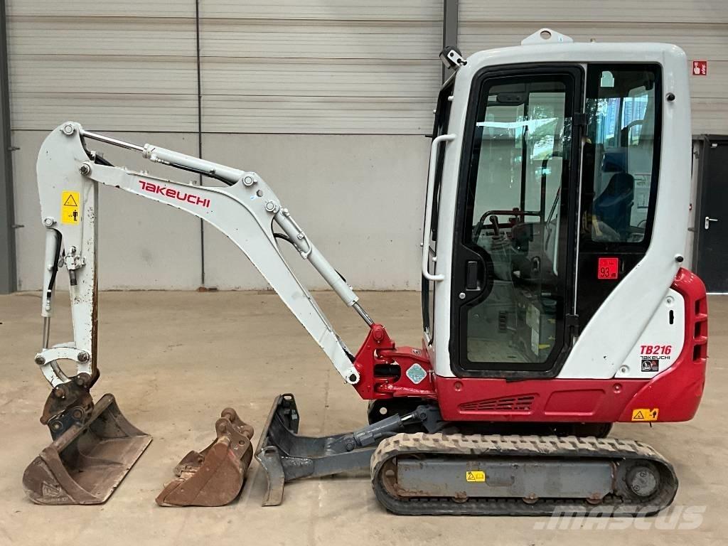 Takeuchi TB 216 Mini pelle < 7t