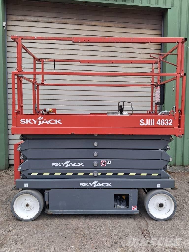 SkyJack SJ III 4632 Nacelle ciseaux