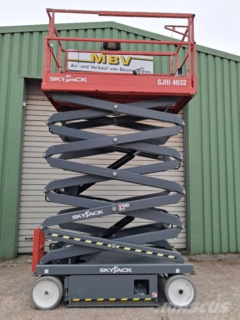 SkyJack SJ III 4632 Nacelle ciseaux