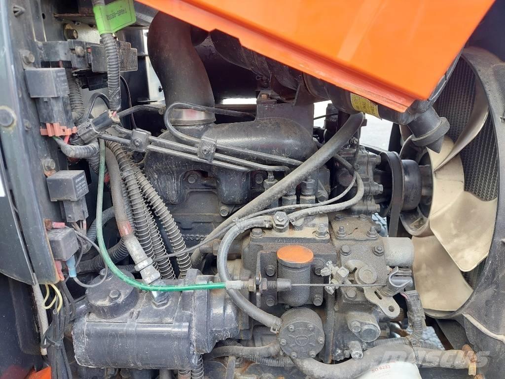 Kioti CK 2810 HST Micro tracteur