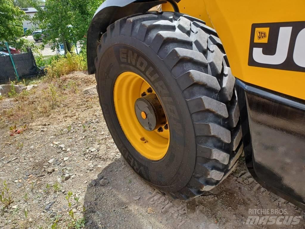 JCB 560-80 Agri Plus Chariot télescopique