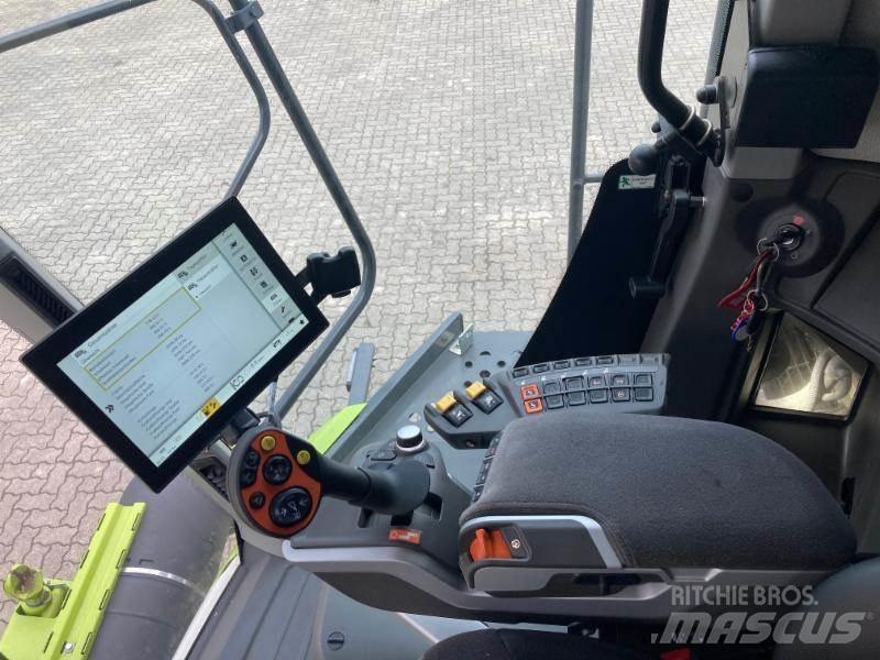 CLAAS LEXION 5400 Moissonneuse batteuse