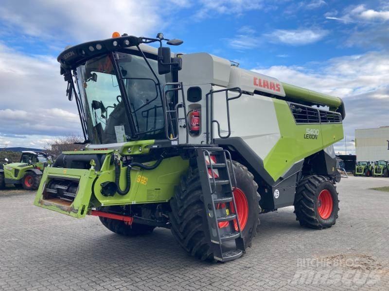 CLAAS LEXION 5400 Moissonneuse batteuse