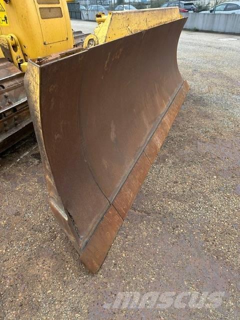 Komatsu D 61 PXI-23 Bouteurs sur chenilles