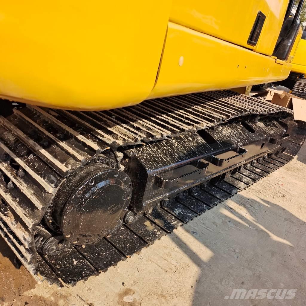 CAT 320 GC Pelle sur chenilles