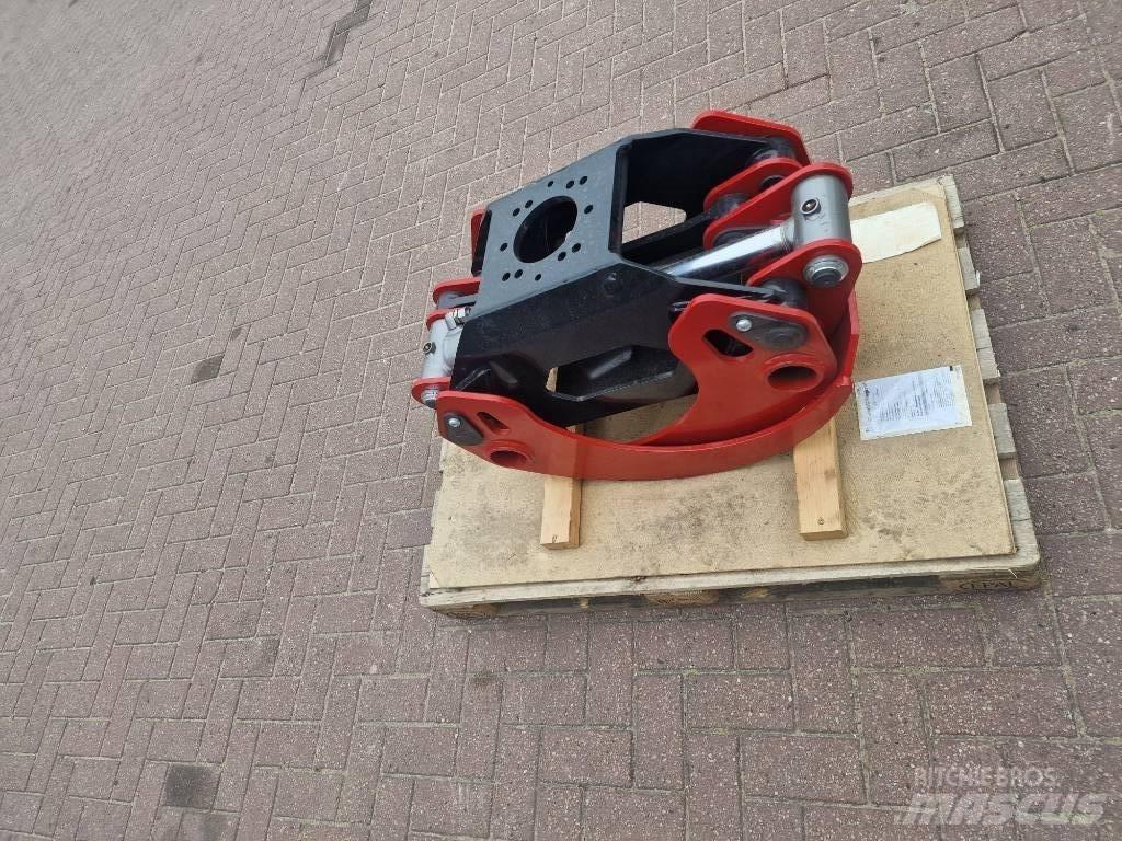 Farmi Forest C25 Chargeuse forestière