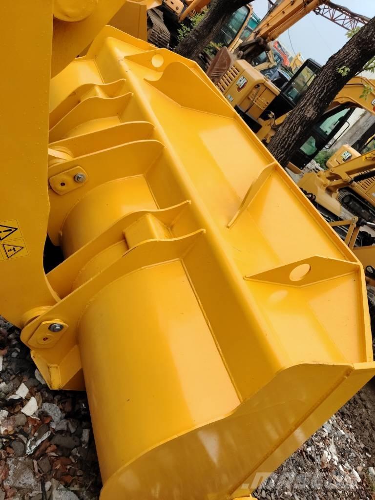 Komatsu WA 320-5 Chargeuse sur pneus