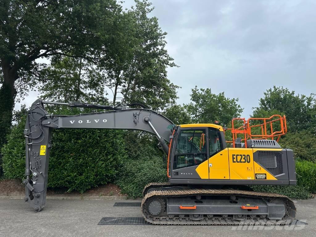 Volvo EC 220 EL Pelle sur chenilles