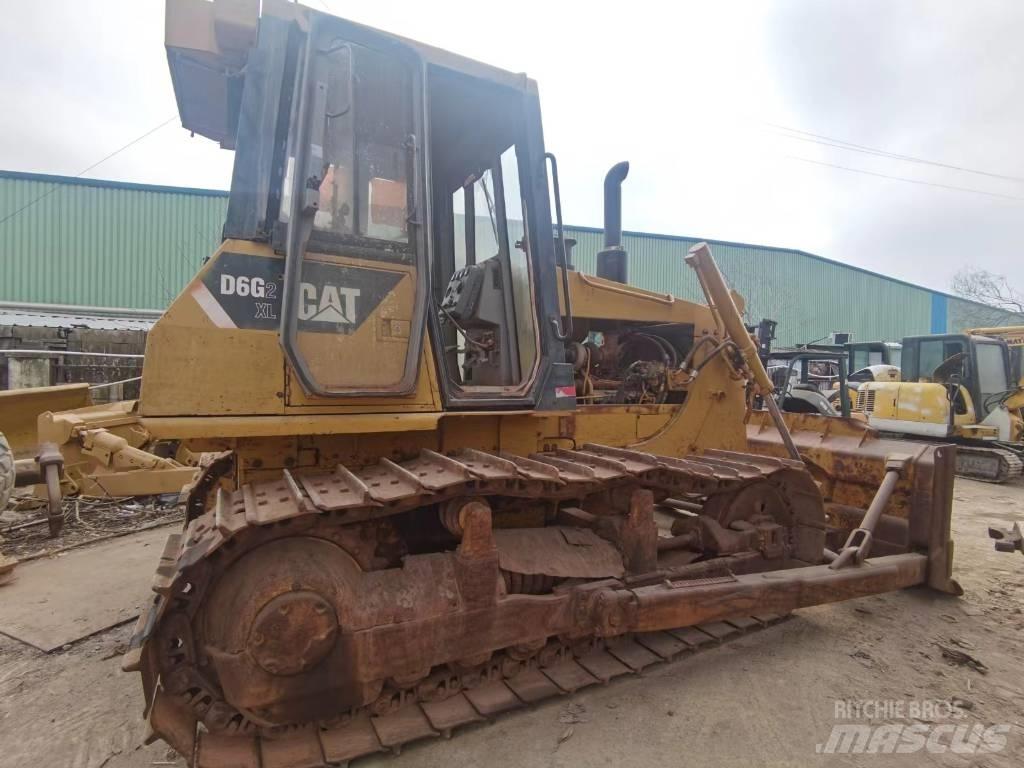 CAT D 6 G Bouteurs sur chenilles