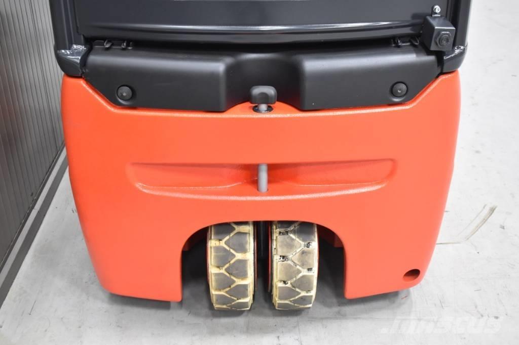 Linde E 12 - 01 Chariots élévateurs électriques