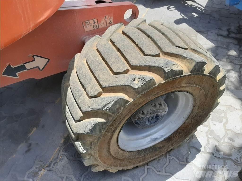 JLG 450AJ Nacelles articulées