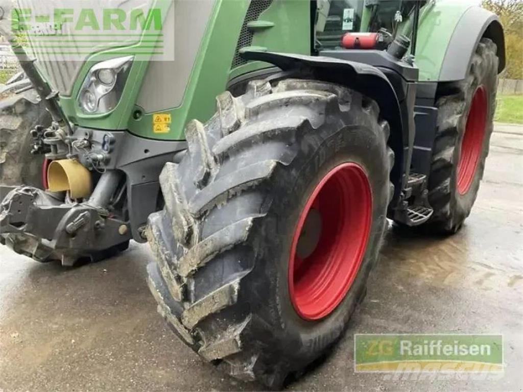 Fendt 828 vario Tracteur