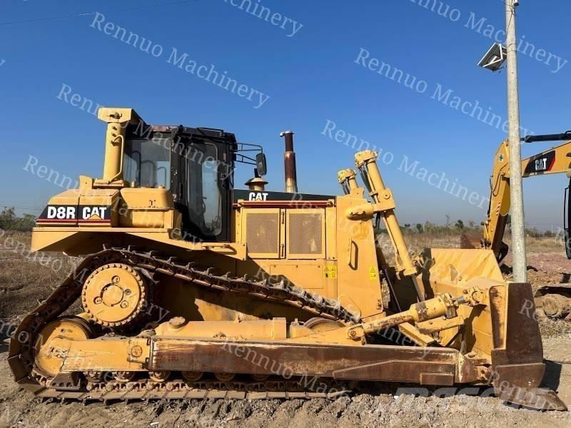 CAT D 8 R Bouteurs sur chenilles