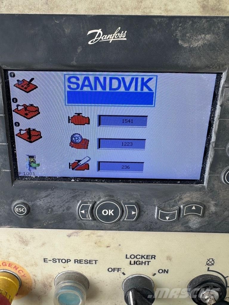 Sandvik QJ 241 Concasseur mobile
