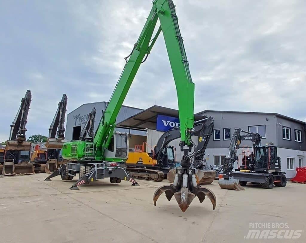 Sennebogen 830E Pelle à déchets