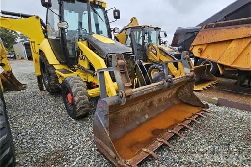 CAT 422E TLB Tractopelle