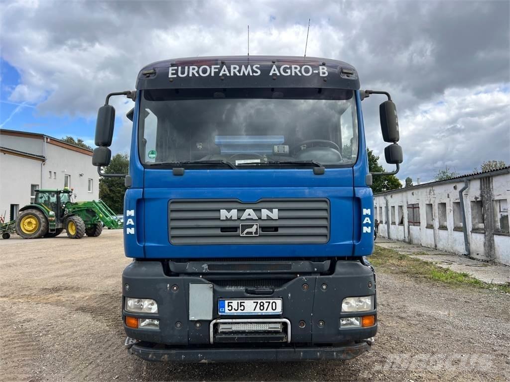 MAN TGA 26.440 6X4 Camion benne