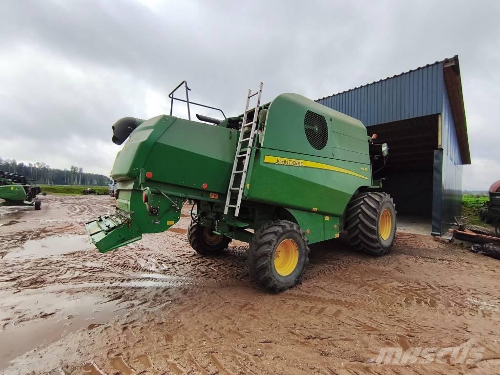 John Deere W 440 Moissonneuse batteuse