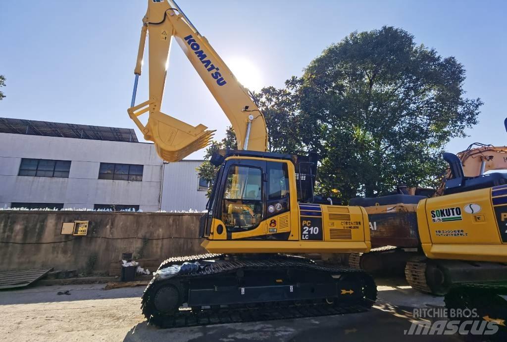 Komatsu PC210LC Pelle sur chenilles