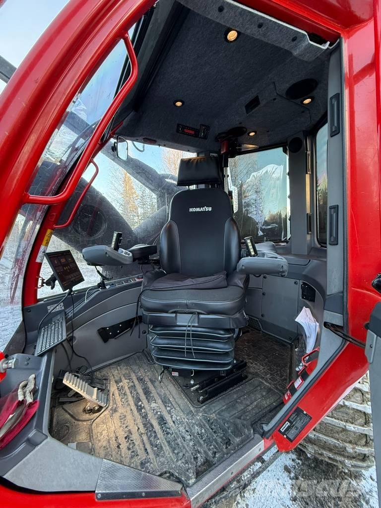 Komatsu 901 XC Abatteuse