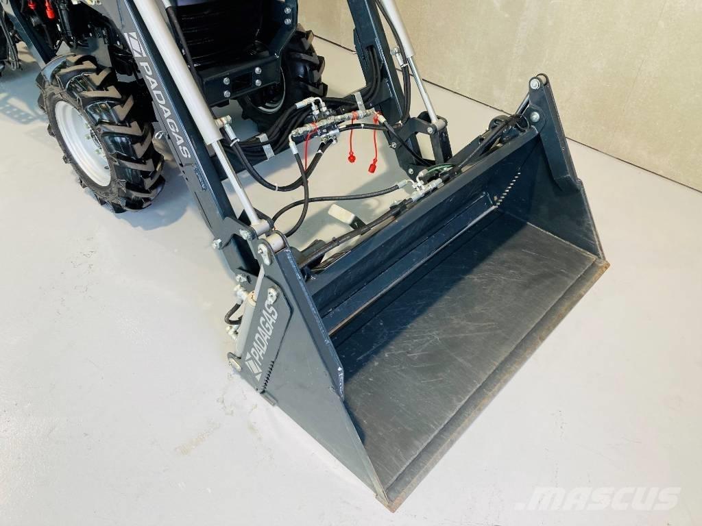 Farmtrac 26 H 4WD Tracteur