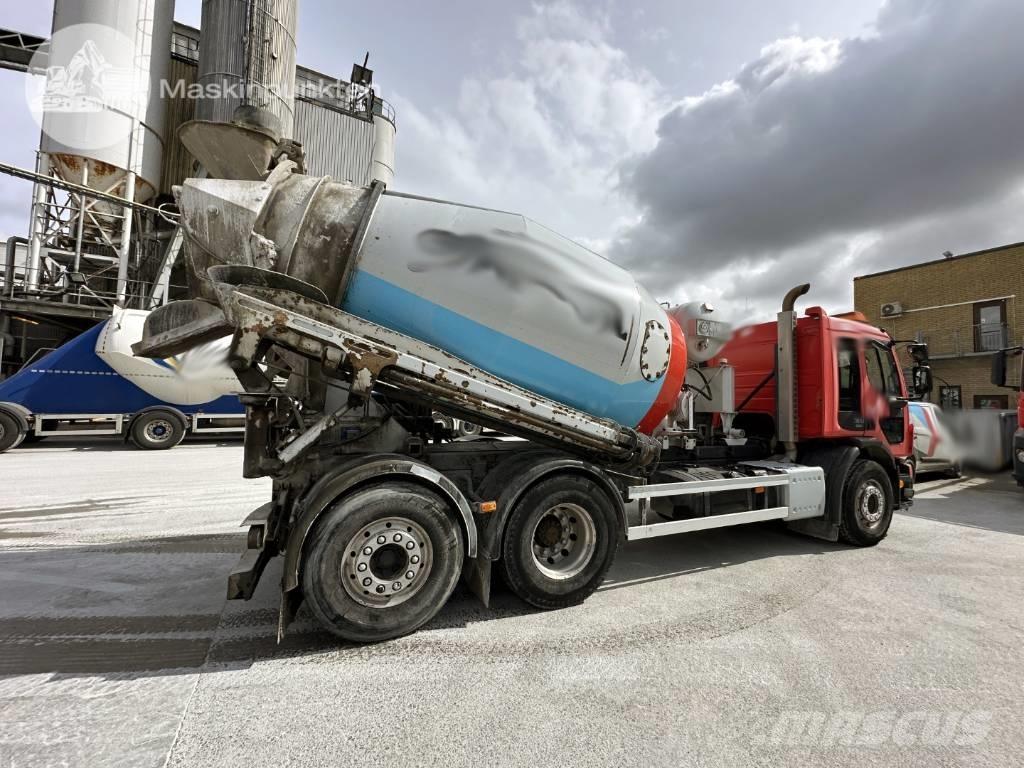 Volvo FE 320 Camion malaxeur