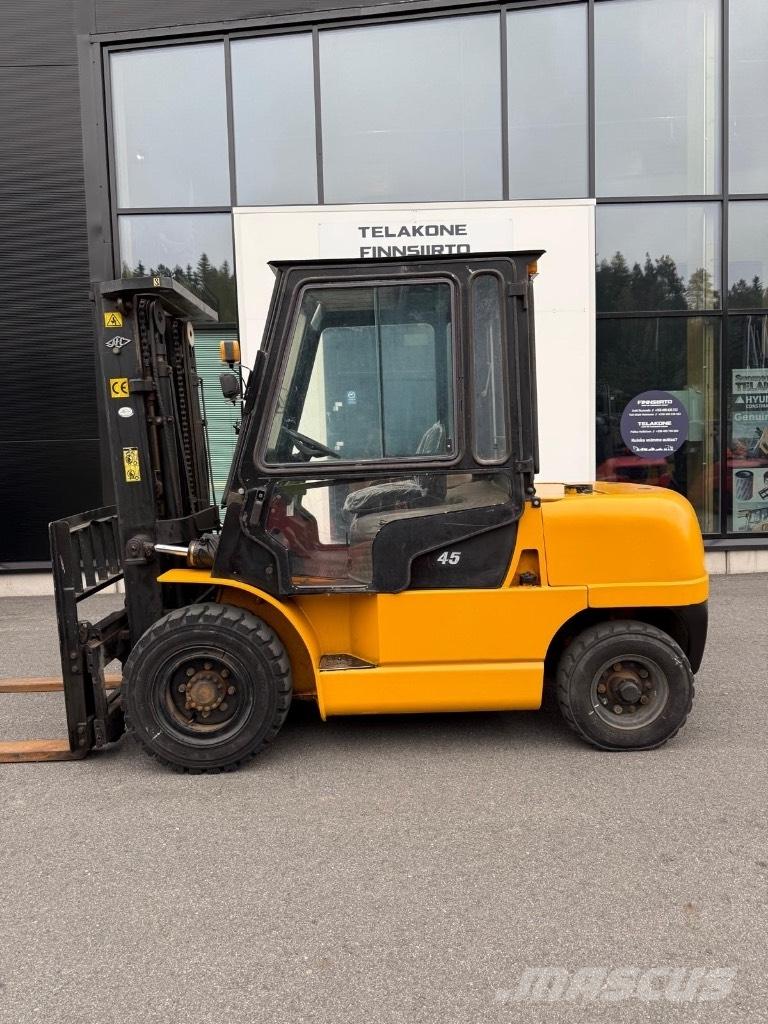 Hangcha CPCD45HW19 Chariots diesel