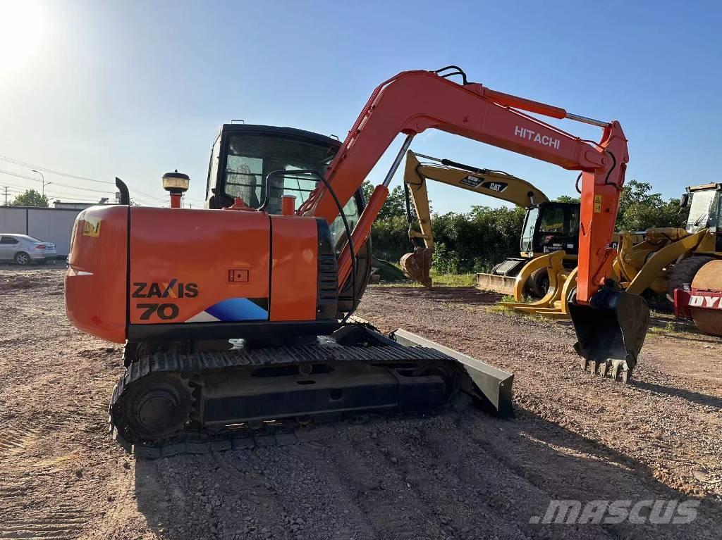 Hitachi ZX70 Mini pelle 7t-12t
