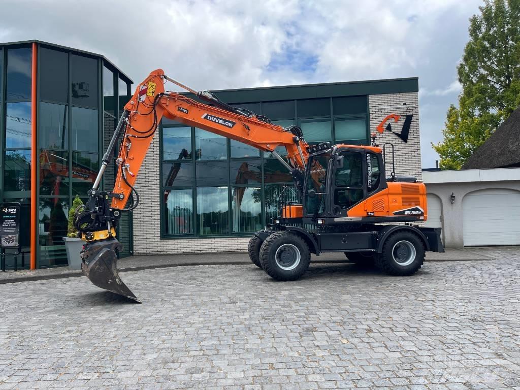 Develon DX 160 W-7 Pelle sur pneus