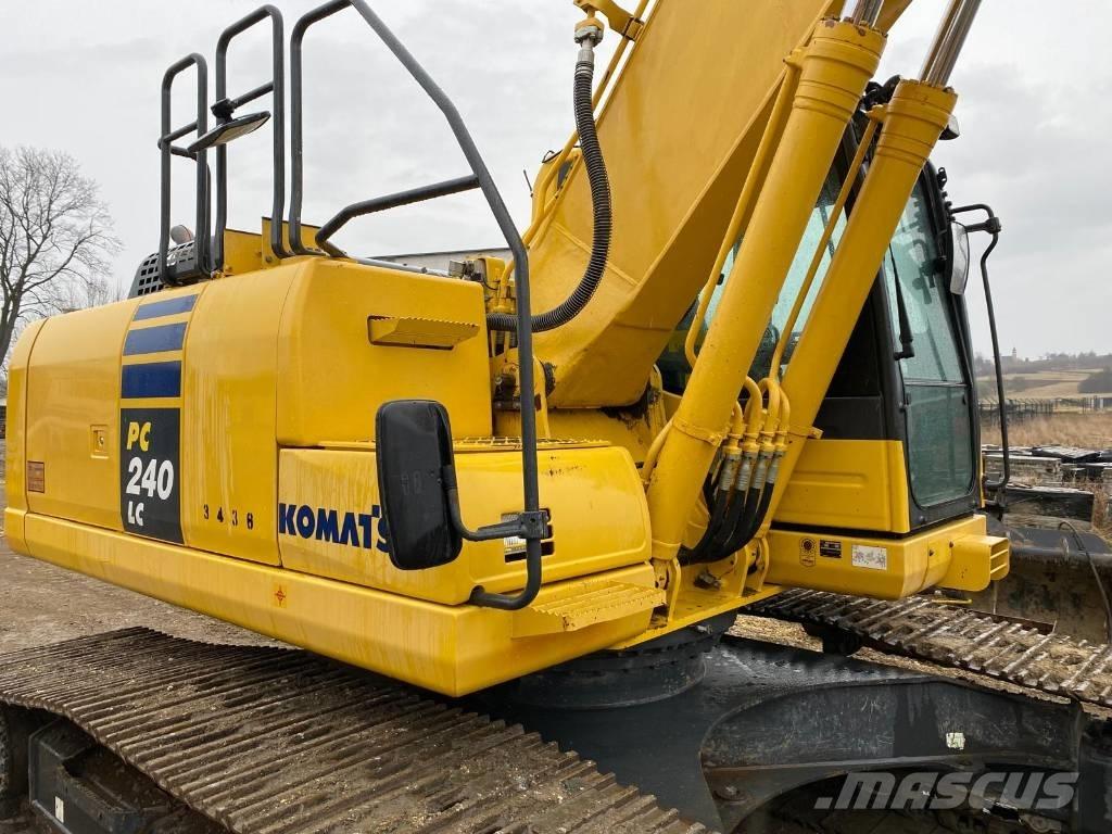 Komatsu PC 240 LC Pelle longue portée
