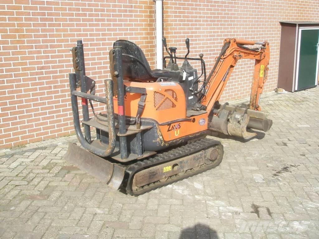 Hitachi ZX10U-2 Mini pelle < 7t