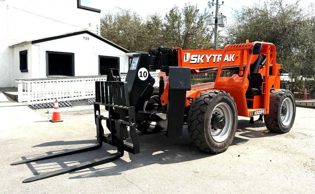 JLG 10054 Chariot télescopique