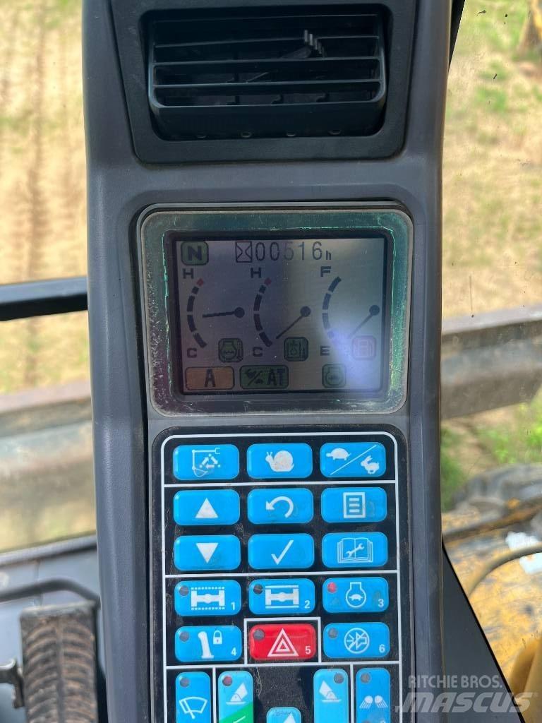 Komatsu PW 160 ES-7K Pelle sur pneus